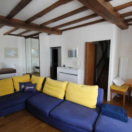 Jacadi Avec Les Cles De Saintjean De Luz Appartamento